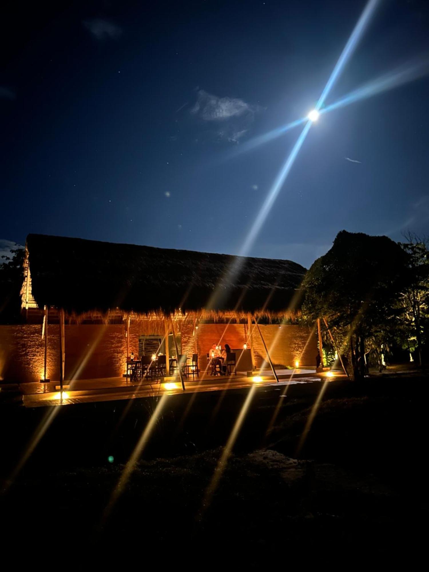 Ranakeliya Lodge - Yala Buitenkant foto
